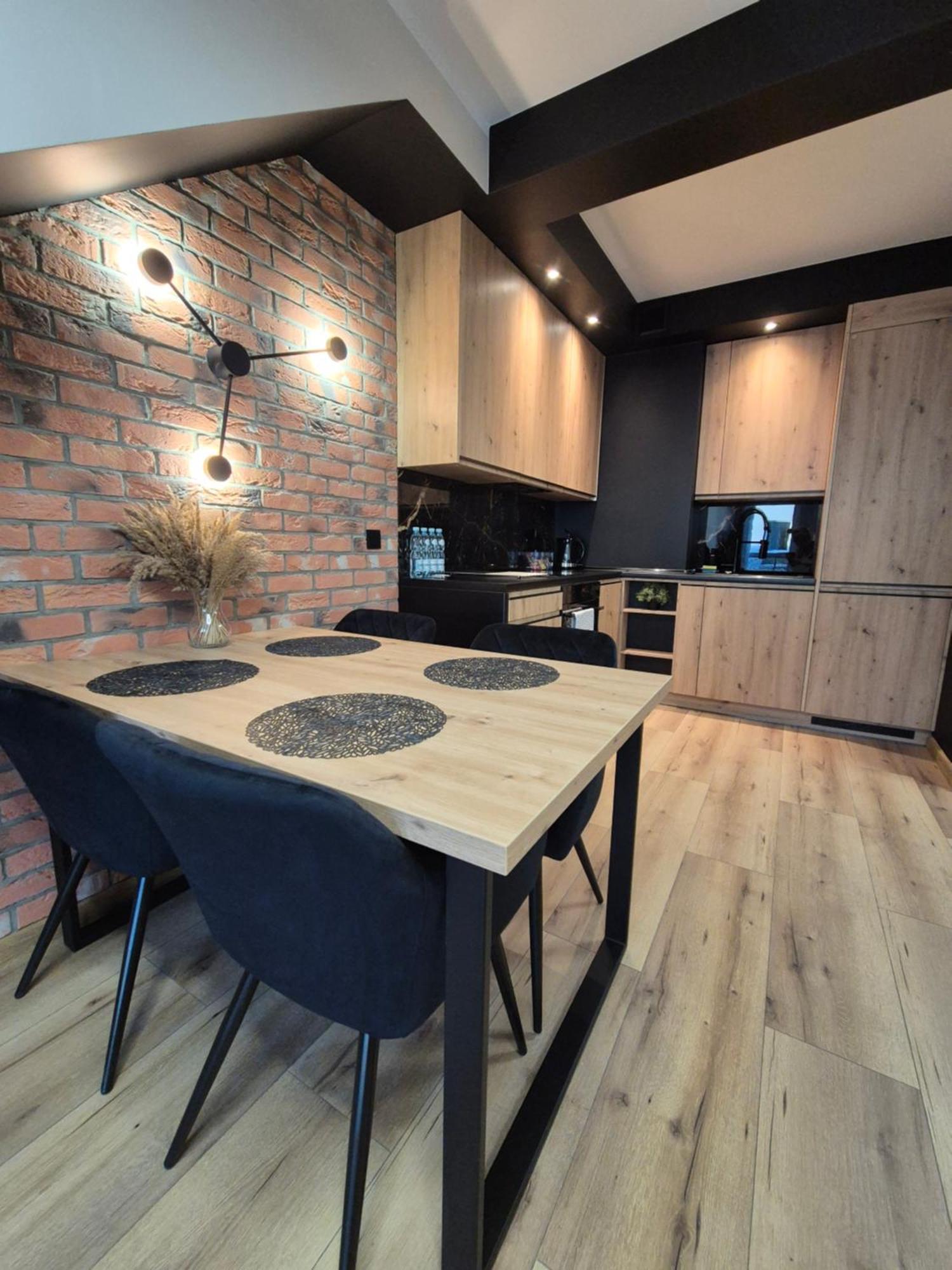 Asti Apartamenty Centrum Stargard Старгард-Щециньски Экстерьер фото