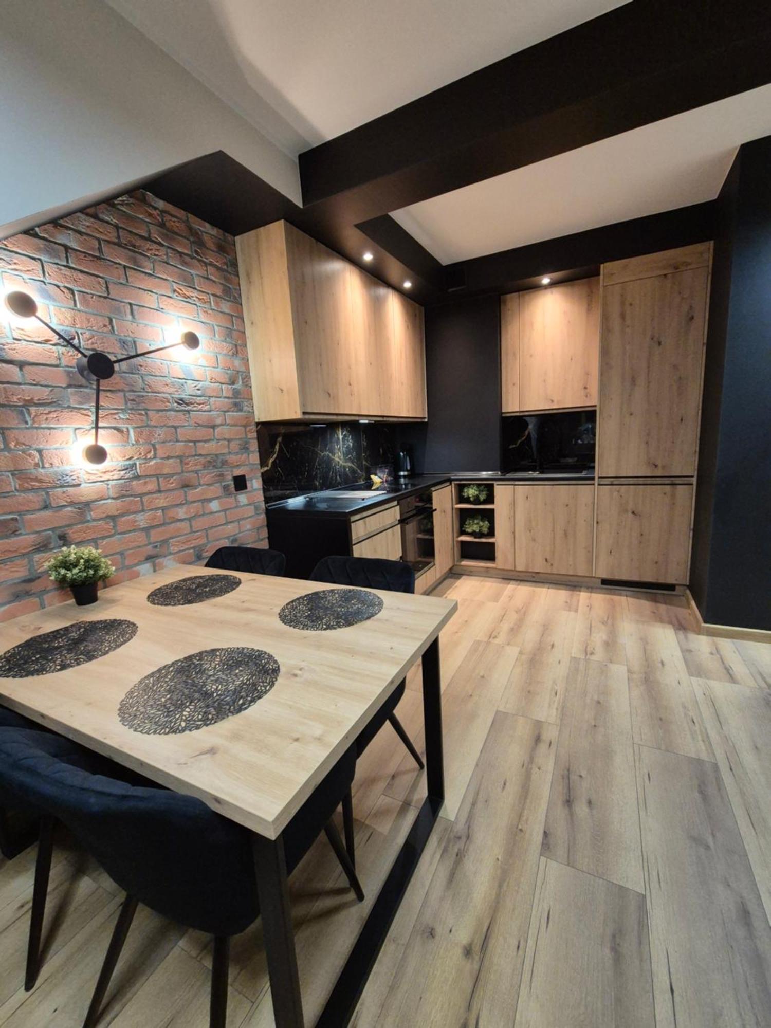 Asti Apartamenty Centrum Stargard Старгард-Щециньски Экстерьер фото